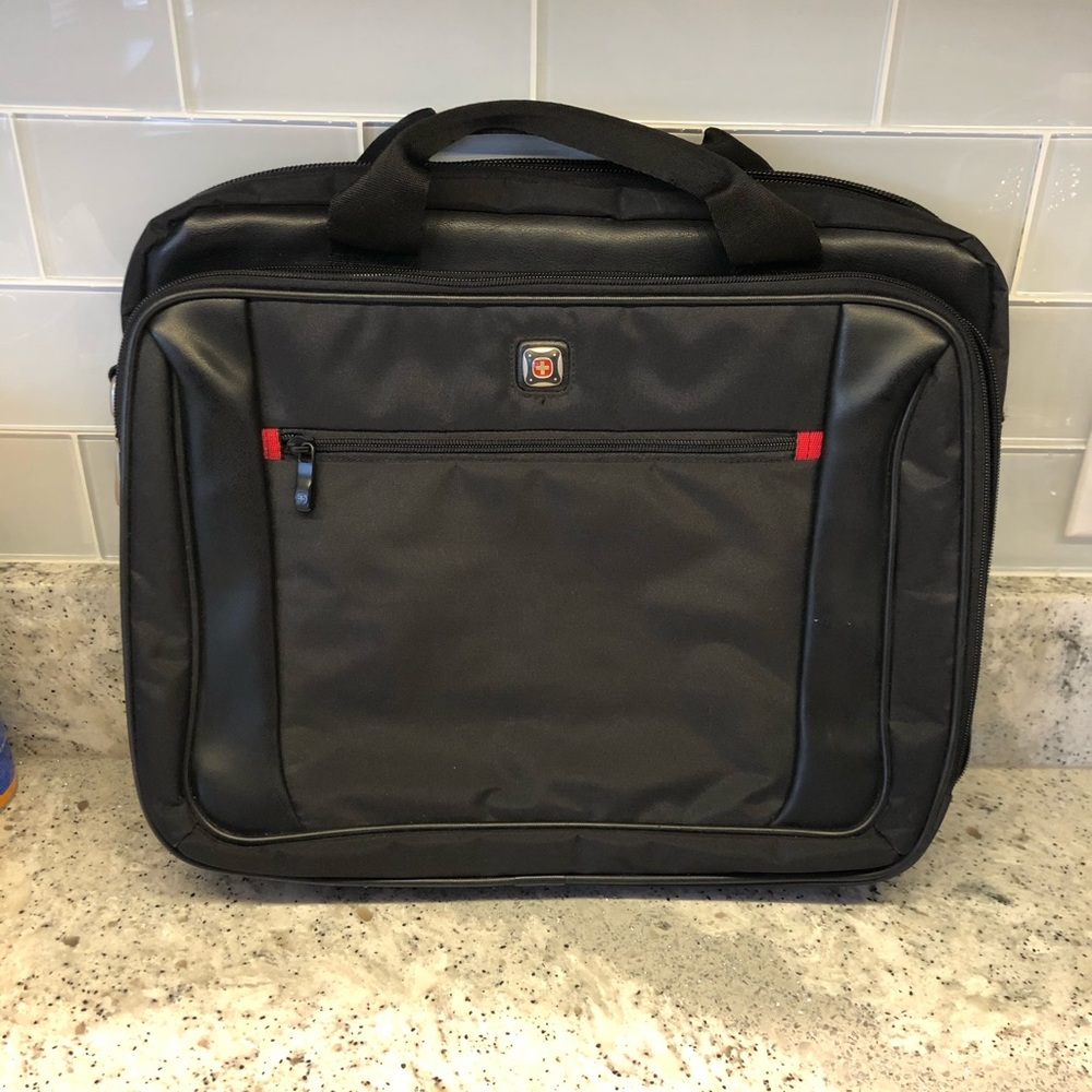 Swiss gear laptop travel bag / case black